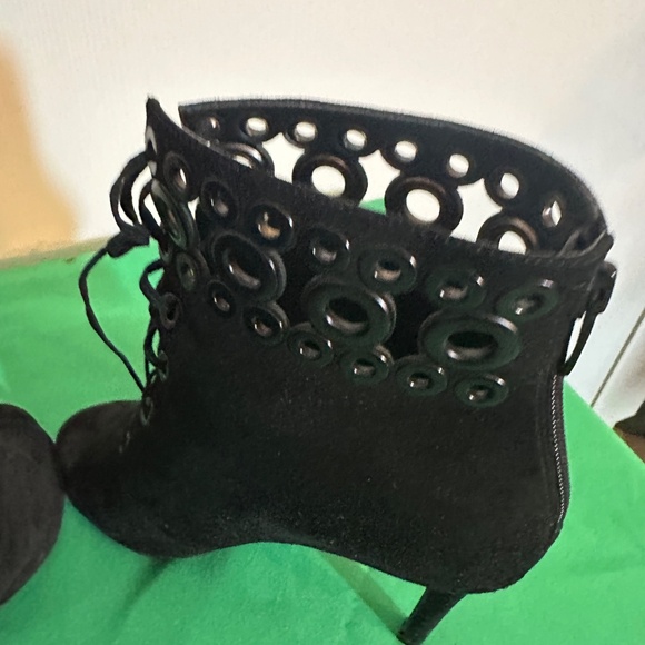 Sexy KENDALL + KYLIE black suede peep toe lace front bootie boots 😍😍😍😍 - Picture 8 of 11